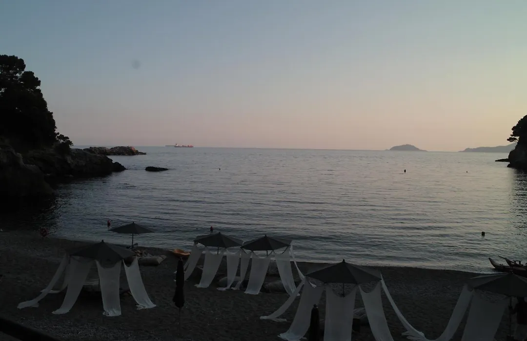 Eco Del Mare-1